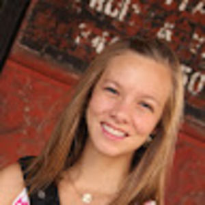 Meet your Posher, Carrie